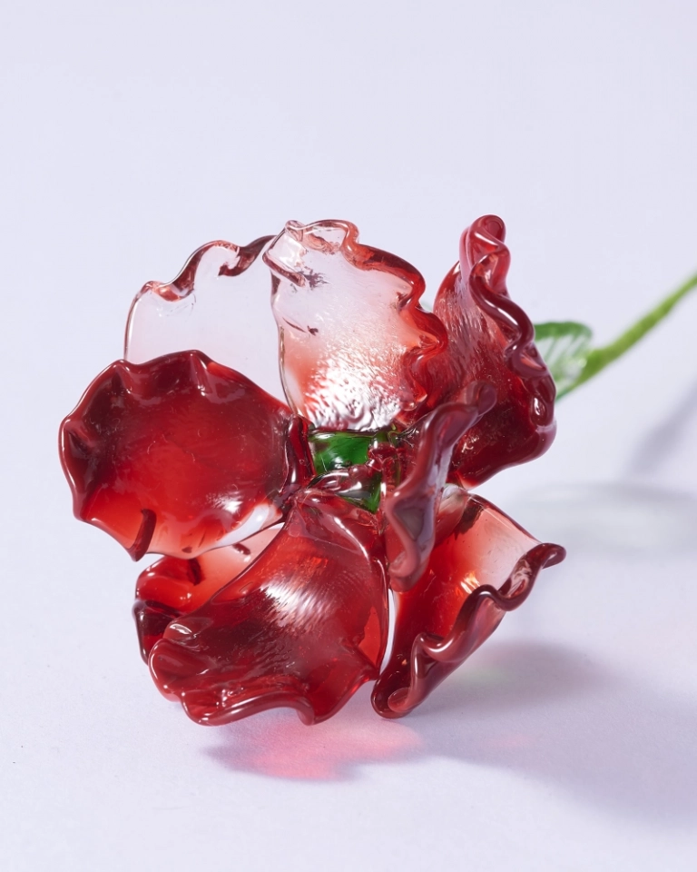 August Glass Birthflower – Handmade Poppy with Flame Petals, Gift of Remembrance and Courage (2)