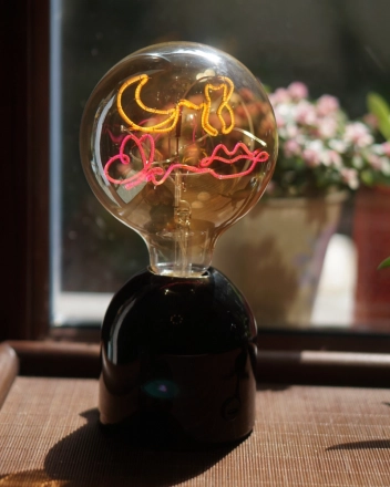 E27 Vintage Edison Bulb Lighting – Custom Text LED Filament Bulb, Personalized Light for Living Room Decor