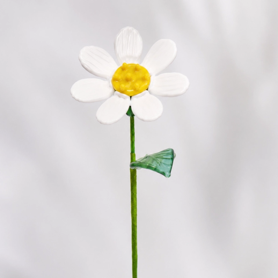 Handmade Glass White Daisy Flower, Single Stem Keepsake Gift – 10.24 in (2) Handmade Glass White Daisy Flower, Single Stem Keepsake Gift – 10.24 in (2)