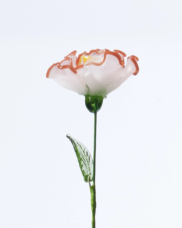 Handmade Glass Carnation – January Birth Flower, Symbol of Love and Gratitude, Ideal for Mother’s Day, Teachers, or Anniversaries (2)