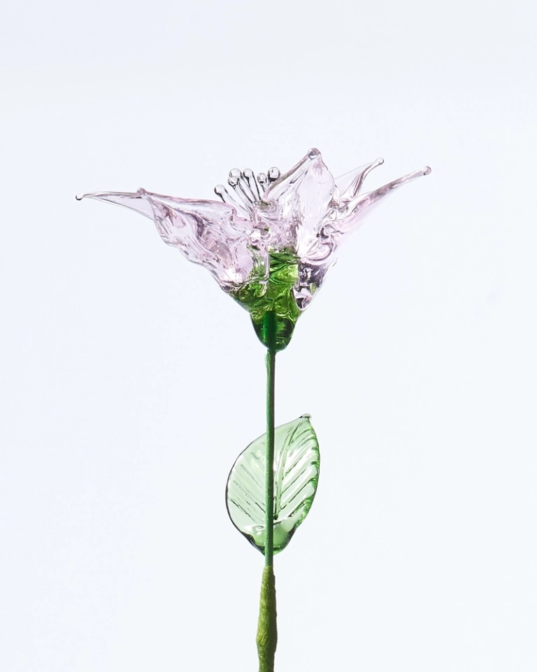 Handmade Glass Pink Lily Flower – Elegant Birth Month Bloom, Eternal Love Symbol, Decorative Home Accent, Romantic Gift for Her, Mother’s Day, Valentine's, Desk or Shelf Ornament (2) Handmade Glass Pink Lily Flower – Elegant Birth Month Bloom, Eternal Love Symbol, Decorative Home Accent, Romantic Gift for Her, Mother’s Day, Valentine's, Desk or Shelf Ornament (2)