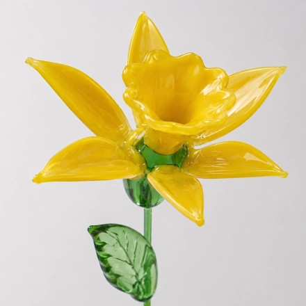 Handmade Glass Yellow Daffodil Flower – Single Stem Floral Gift for Home Decor