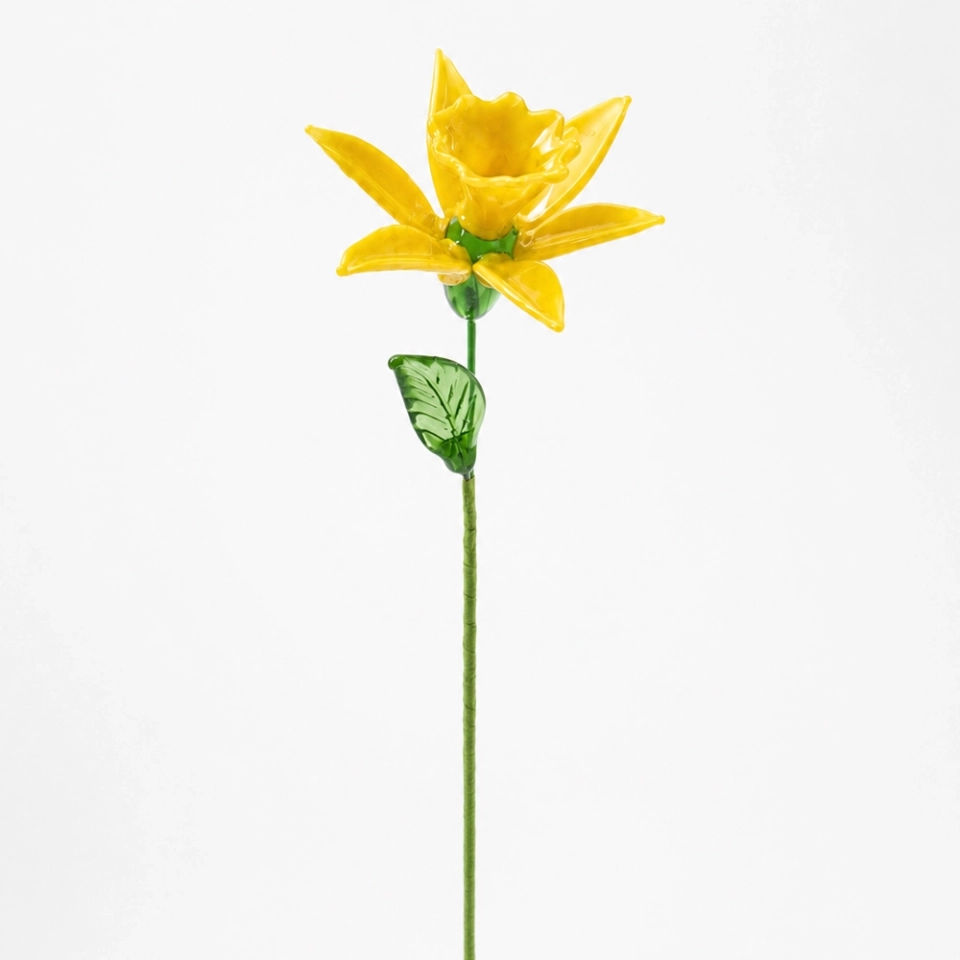 Handmade Glass Yellow Daffodil Flower – Single Stem Floral Gift for Home Decor (2) Handmade Glass Yellow Daffodil Flower – Single Stem Floral Gift for Home Decor (2)