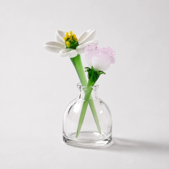 Mini Daisy & Sweet Pea Glass Vase Arrangement for April Birthdays – 3-Piece Set